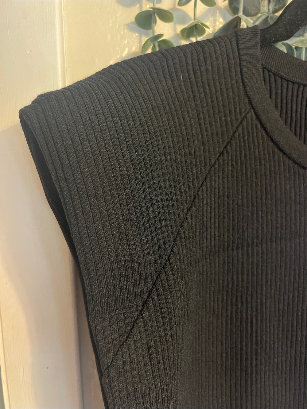 Express Black Ribbed Cap-Sleeve Tank Top - Picture 3 of 5